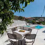 Lavandula With Heated Swimming Pool Trogir