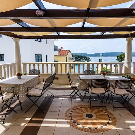 Lavandula With Heated Swimming Pool * Trogir