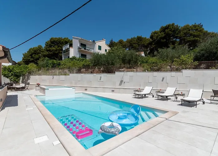 Διαμέρισμα Lavandula With Heated Swimming Pool Τρογκίρ