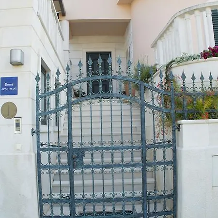 Lavandula With Heated Swimming Pool Apartamento