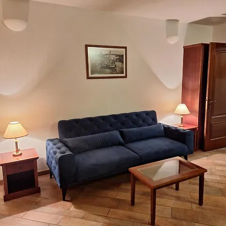 Apartamento Lavandula With Heated Swimming Pool