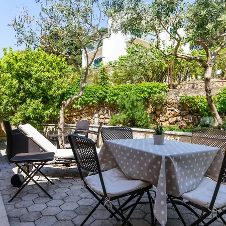 דירה Lavandula With Heated Swimming Pool *