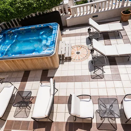 דירה Lavandula With Heated Swimming Pool