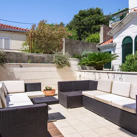 Lavandula With Heated Swimming Pool * Trogir