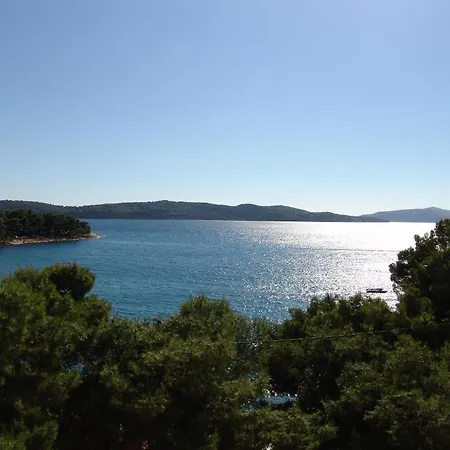 Apartamento Lavandula With Heated Swimming Pool