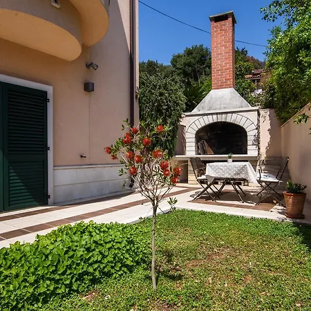 Lavandula With Heated Swimming Pool *