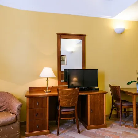 Lavandula With Heated Swimming Pool Apartamento