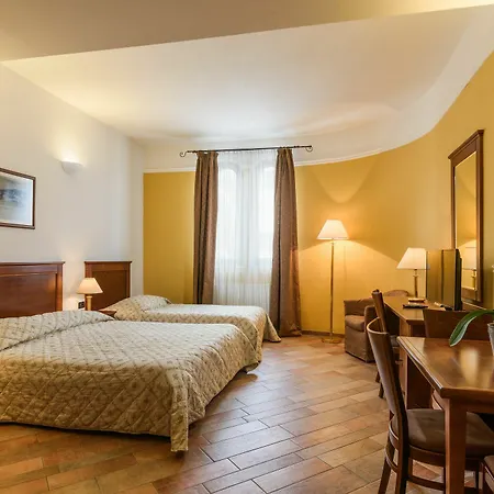 Apartamento Lavandula With Heated Swimming Pool
