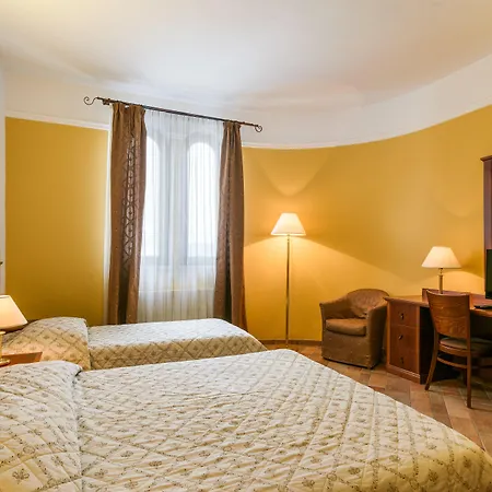 Villa Lavandula With Heated Swimming Pool Apartment *