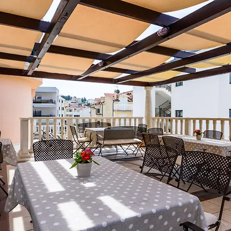 Villa Lavandula With Heated Swimming Pool Apartment Trogir